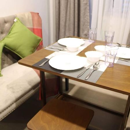 A2J Luxury Bgc Balcony Suite Near Sm Aura Taguig Manila Bagian luar foto