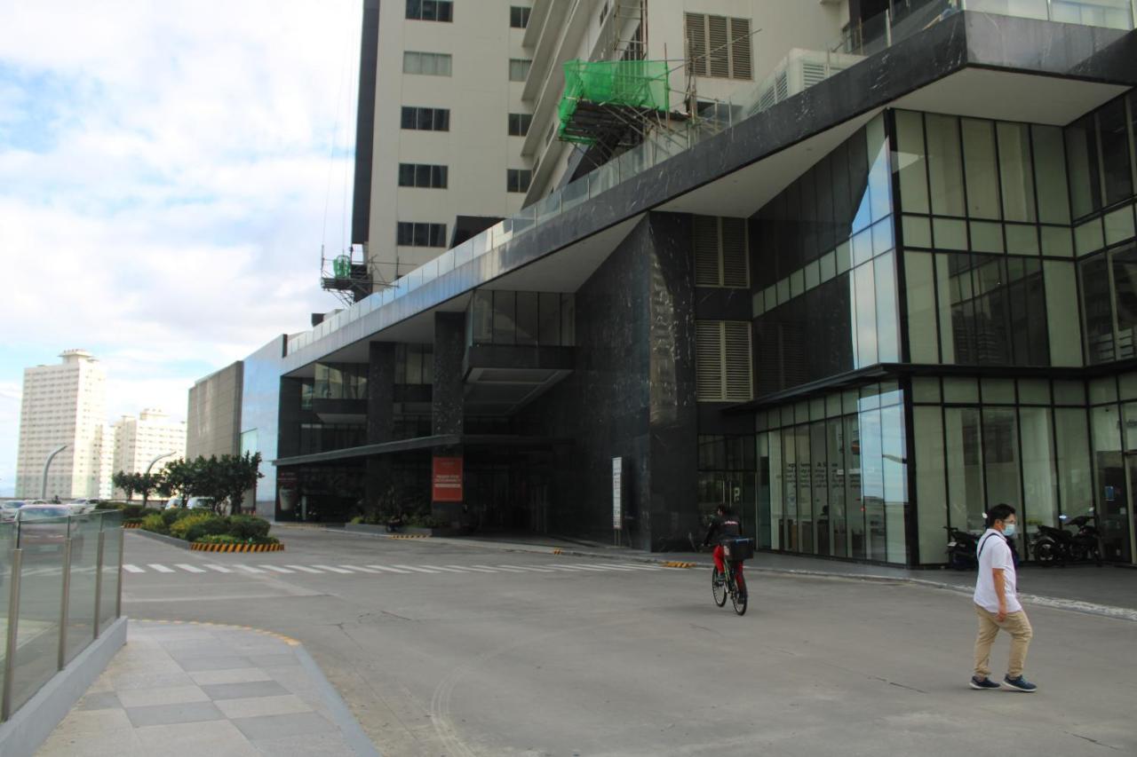 A2J Luxury Bgc Balcony Suite Near Sm Aura Taguig Manila Bagian luar foto