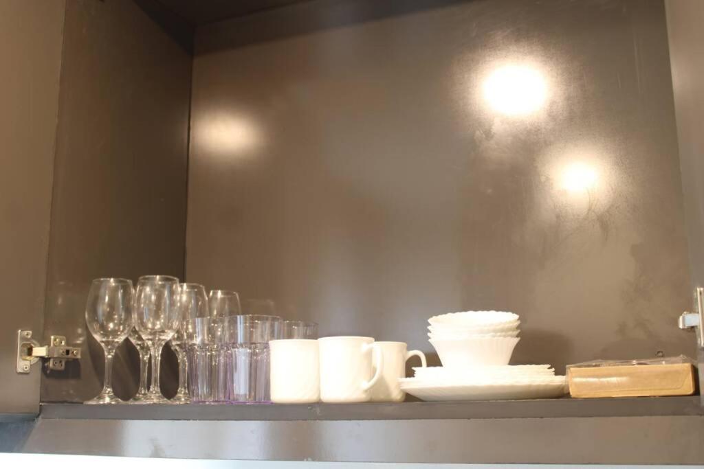 A2J Luxury Bgc Balcony Suite Near Sm Aura Taguig Manila Bagian luar foto