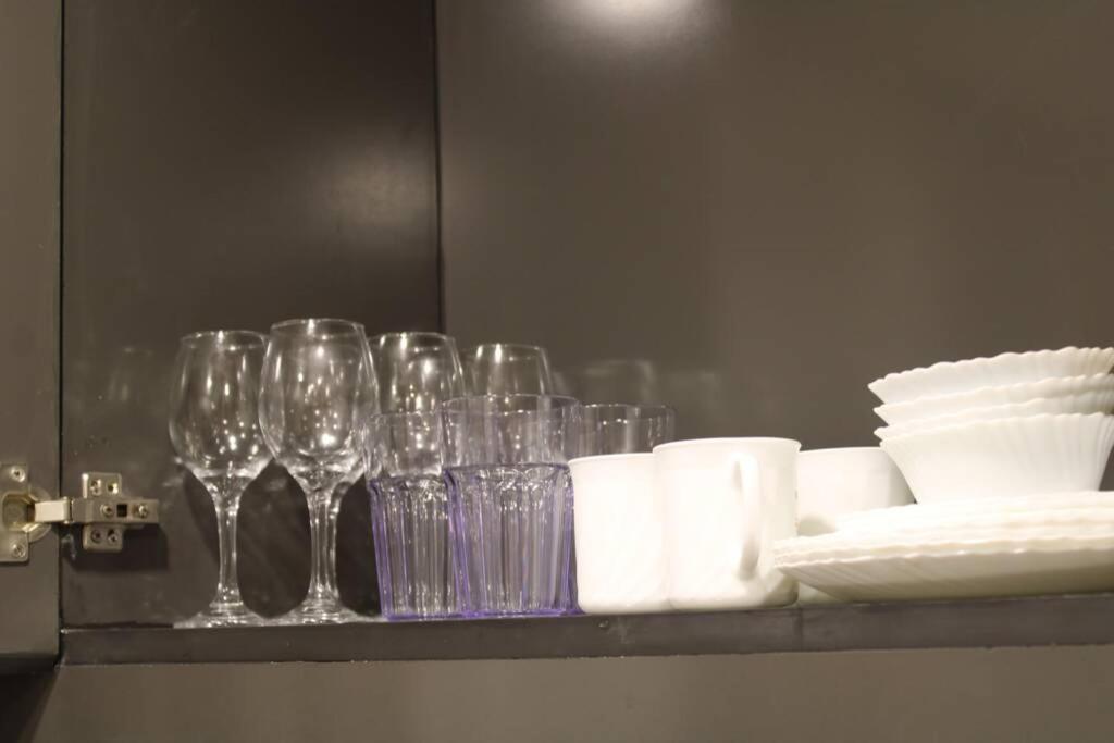 A2J Luxury Bgc Balcony Suite Near Sm Aura Taguig Manila Bagian luar foto